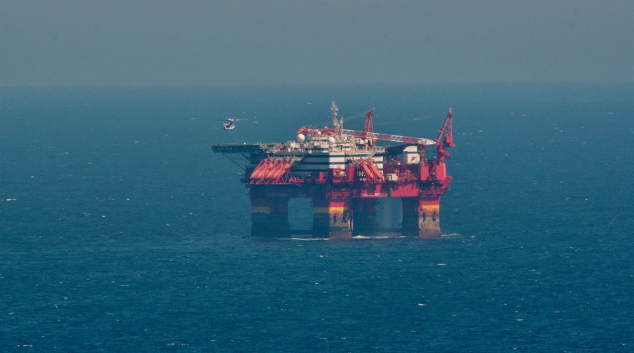 90m Accommodation Barge