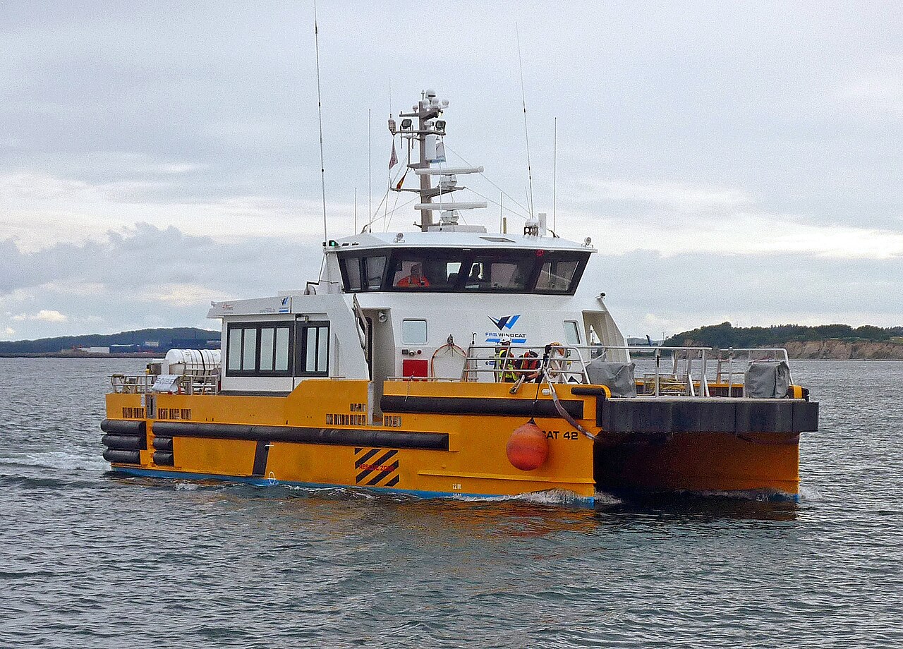 27m Catamaran CTV — 24 PAX